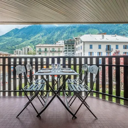 Apt Or Chalet Near The Slopes Mont Blanc Apartment