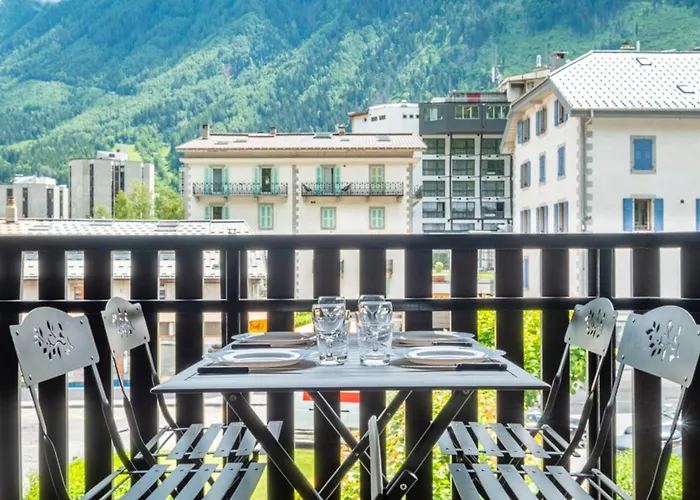 Or Near The Slopes Mont Blanc Apartment *