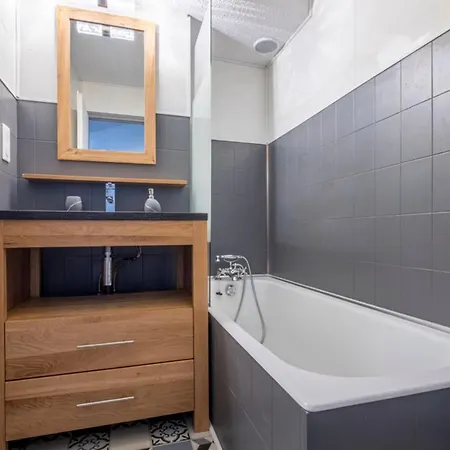 Апартаменти Or Near The Slopes Mont Blanc *